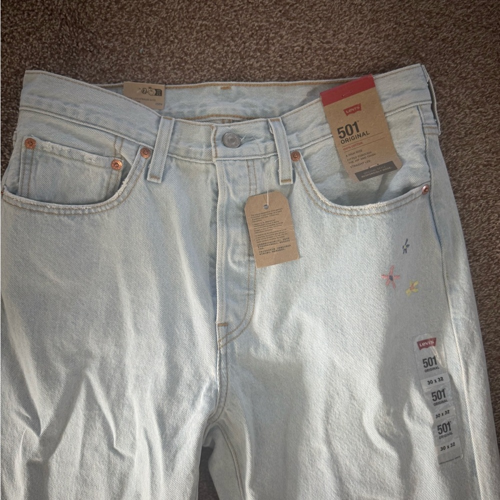 Levi's Women’s Light Blue 501 Original Jeans
